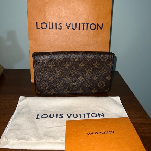 Louis Vuitton Felicie Pochette Game On Black in Coated Canvas with